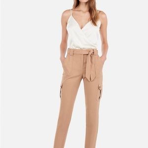 EXPRESS✨✨✨HIGH WAISTED/ TIE BELT/ ANKLE cargo pants!